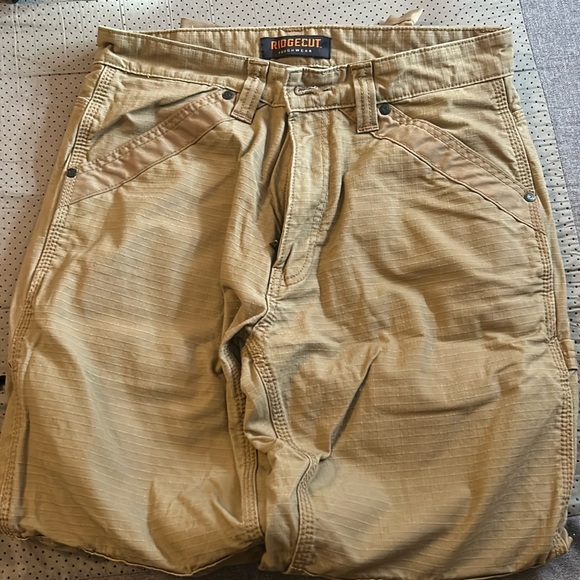 Ridge cut like new pants - Picture 1 of 3